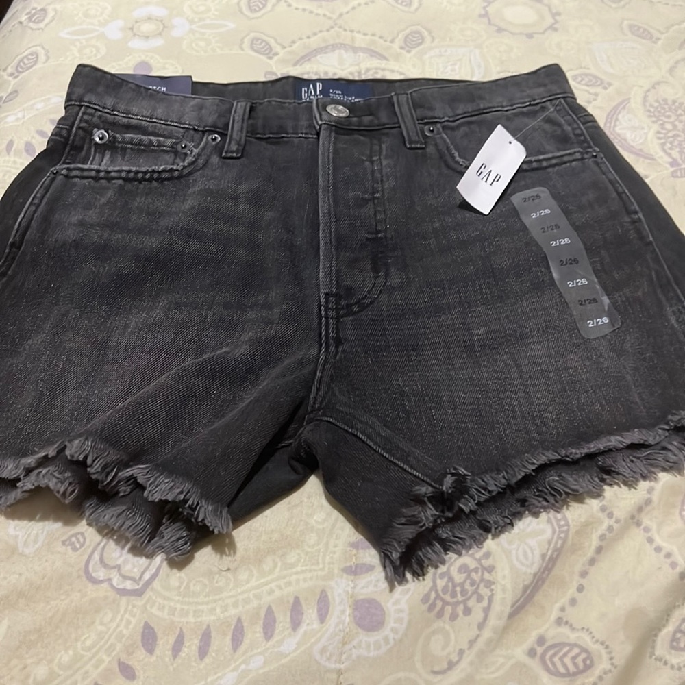High cheeky short